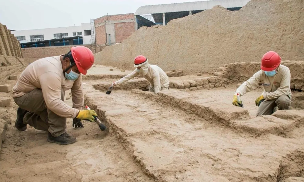Restauración de sitios arqueológicos con comunidades