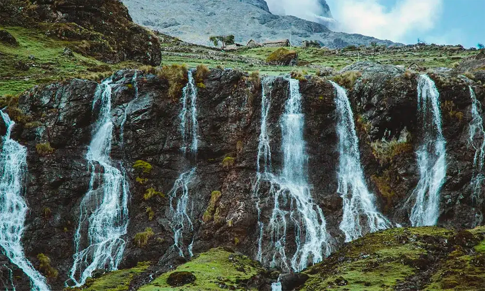 Cascada Paccha en Lares