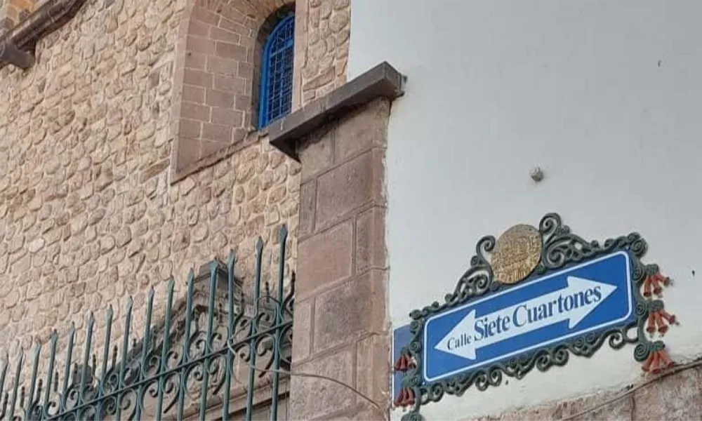 Calle Siete Cuartones en Cusco