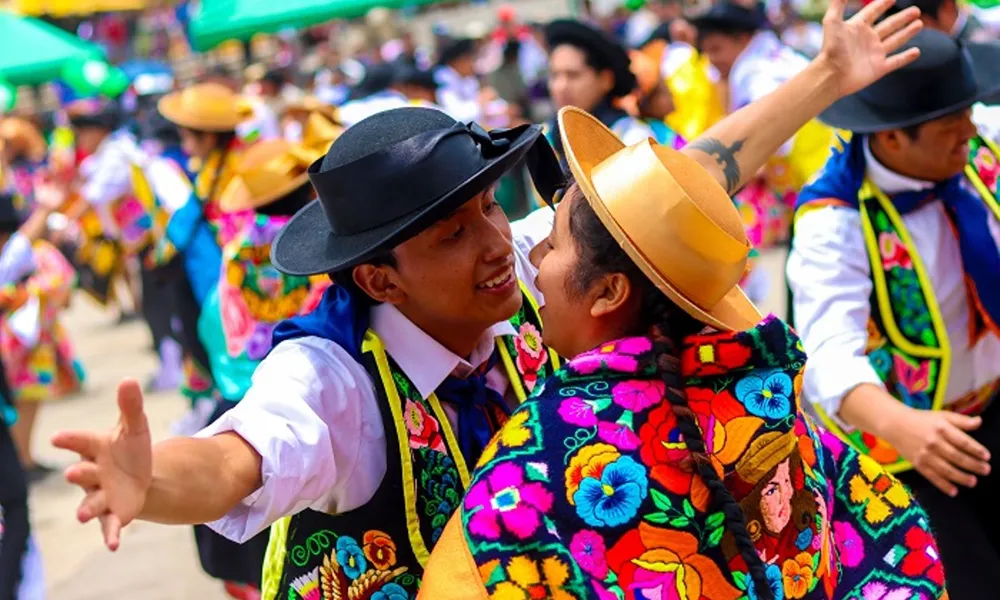 Festival del Huaylarsh en Junín