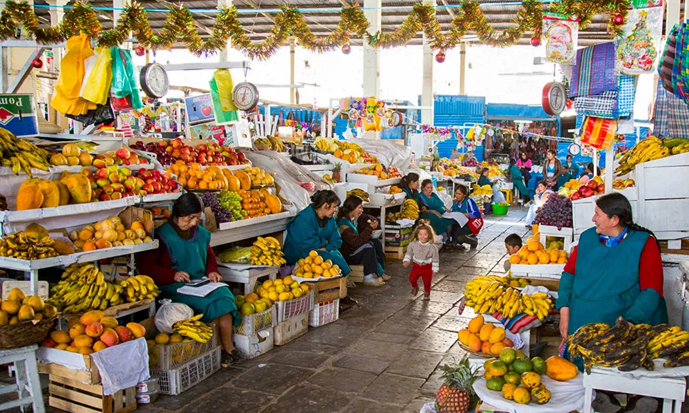 Mercado de San Pedro en Cusco
