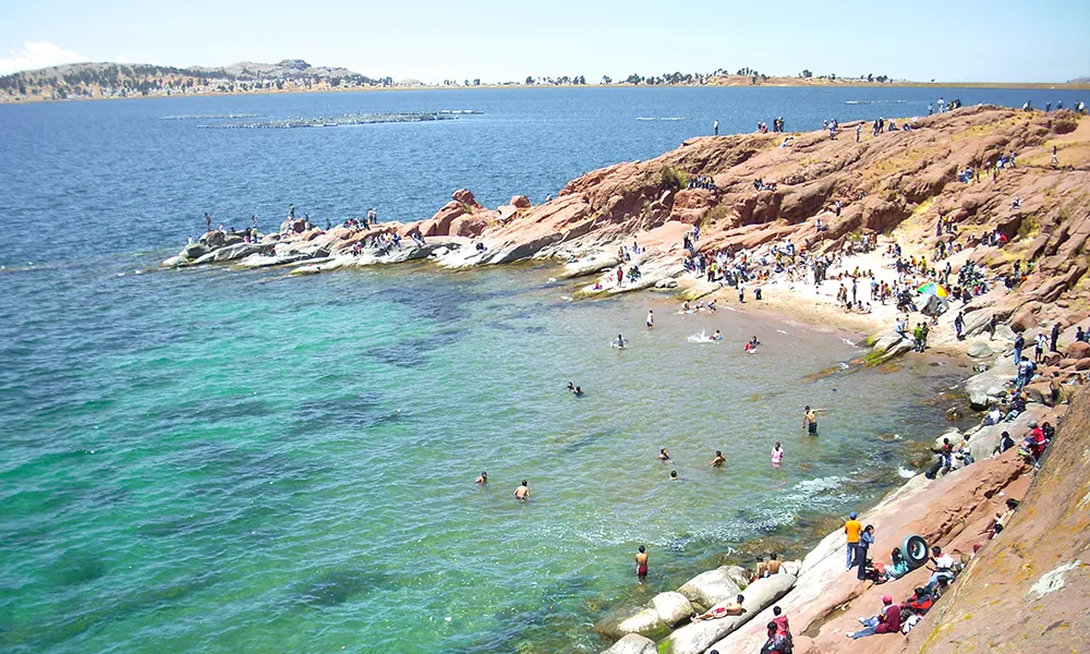 Península de Capachica y sus playas escondidas