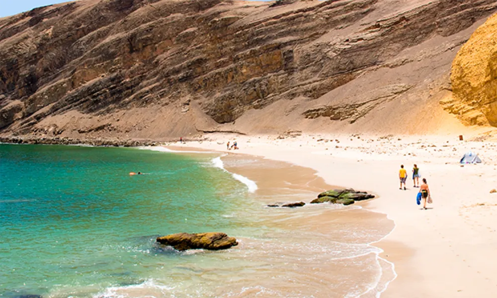 Playa La Mina Paracas