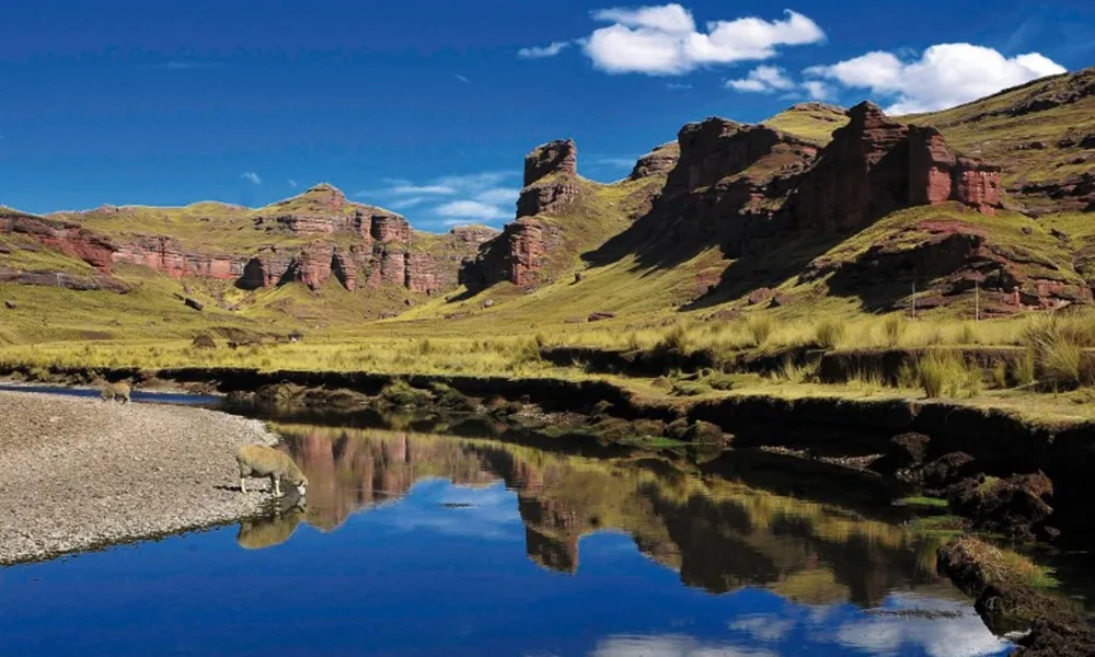 Ruta al Cañón de Tinajani en Puno