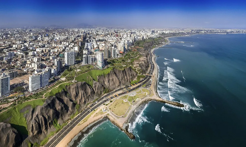 Ruta de faros en la costa peruana
