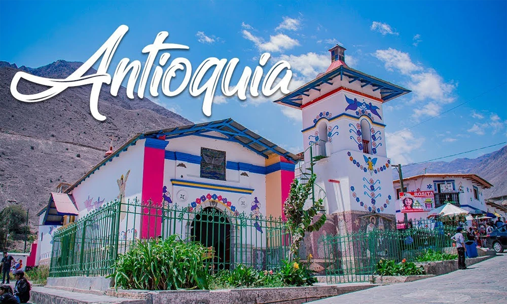Passeio por Vilas Coloridas | Antioquia + Cochahuayco em 1 Dia