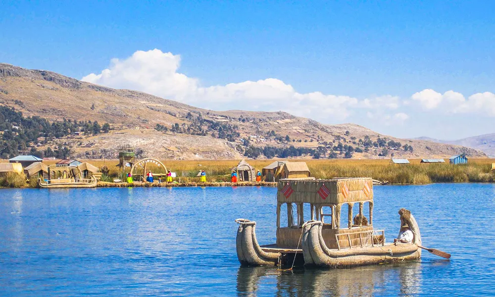El lago navegable más alto del mundo Lago Titicaca