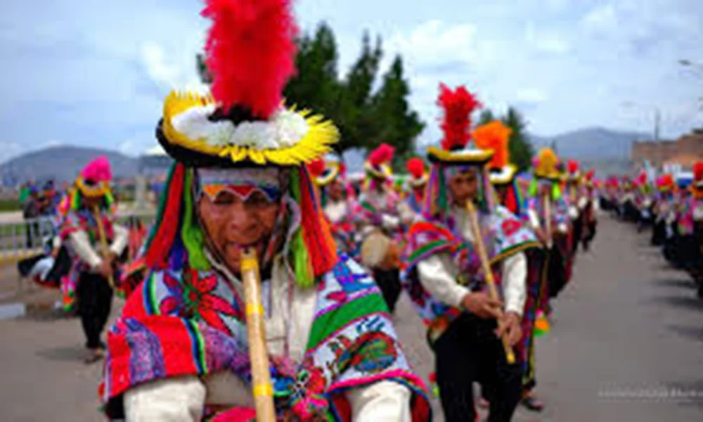 Trajes Típicos del Folklore Puneño