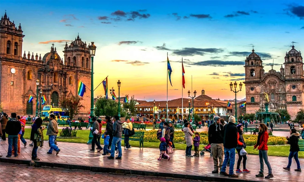 PERÚ FANTÁSTICO Y BOLIVIA 19D/18N