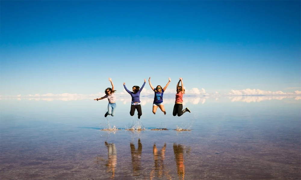 Adventure to the Salar de Uyuni from La Paz 2D/1N Desert and salt flats