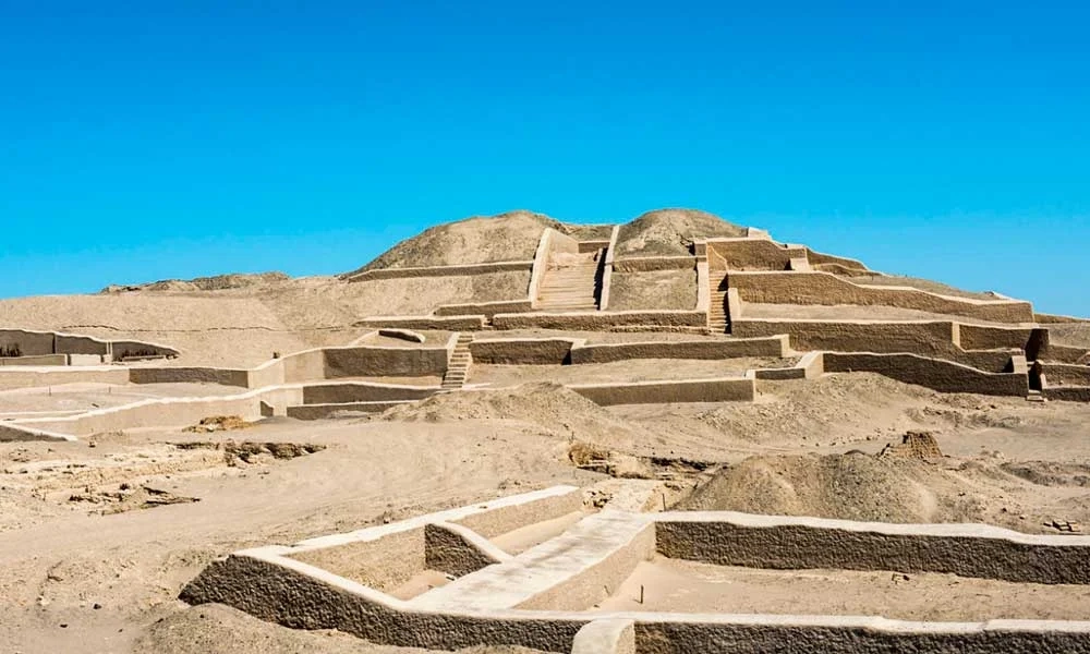 Cahuachi: El Gran Centro Ceremonial de la Cultura Nazca